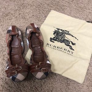 Burberry Classic Check Flats